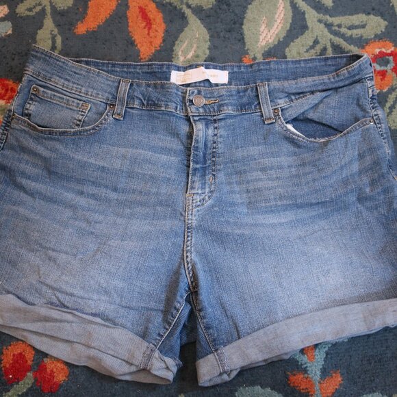 Classic Jean Shorts Signature by Levi's - Picture 1 of 3